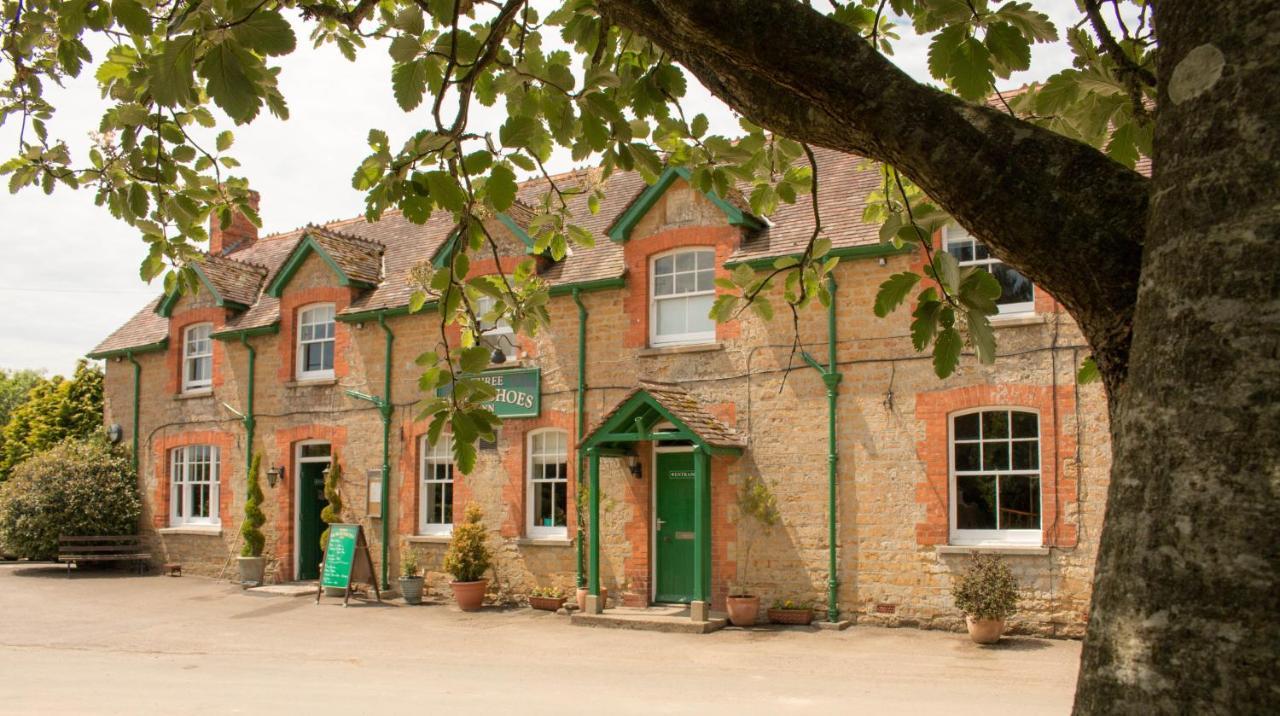 Three Horseshoes Inn Powerstock Eksteriør billede